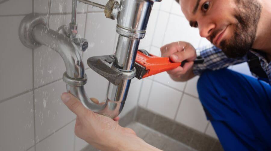 Toilet leak repair in Green River, WY